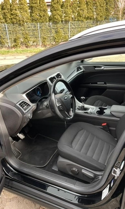 Ford Mondeo cena 72900 przebieg: 104000, rok produkcji 2018 z Lębork małe 277